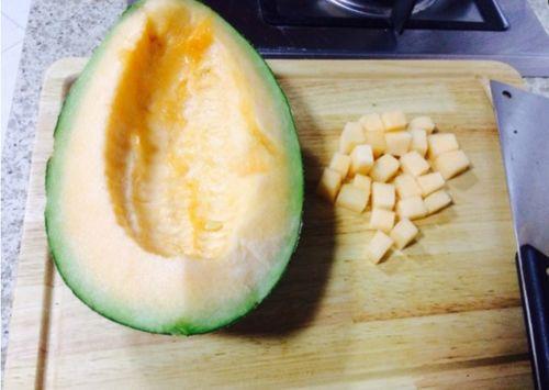 在瓜洲吃哈密瓜,舌尖上的甜蜜之旅